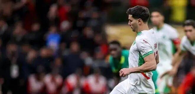 美加墨世界杯-怎样解读非洲杯决賽(sài)卜拉欣迪亚斯罚丢绝杀点球——足球高(gāo)于生死？不(bù)，足球远低于生死