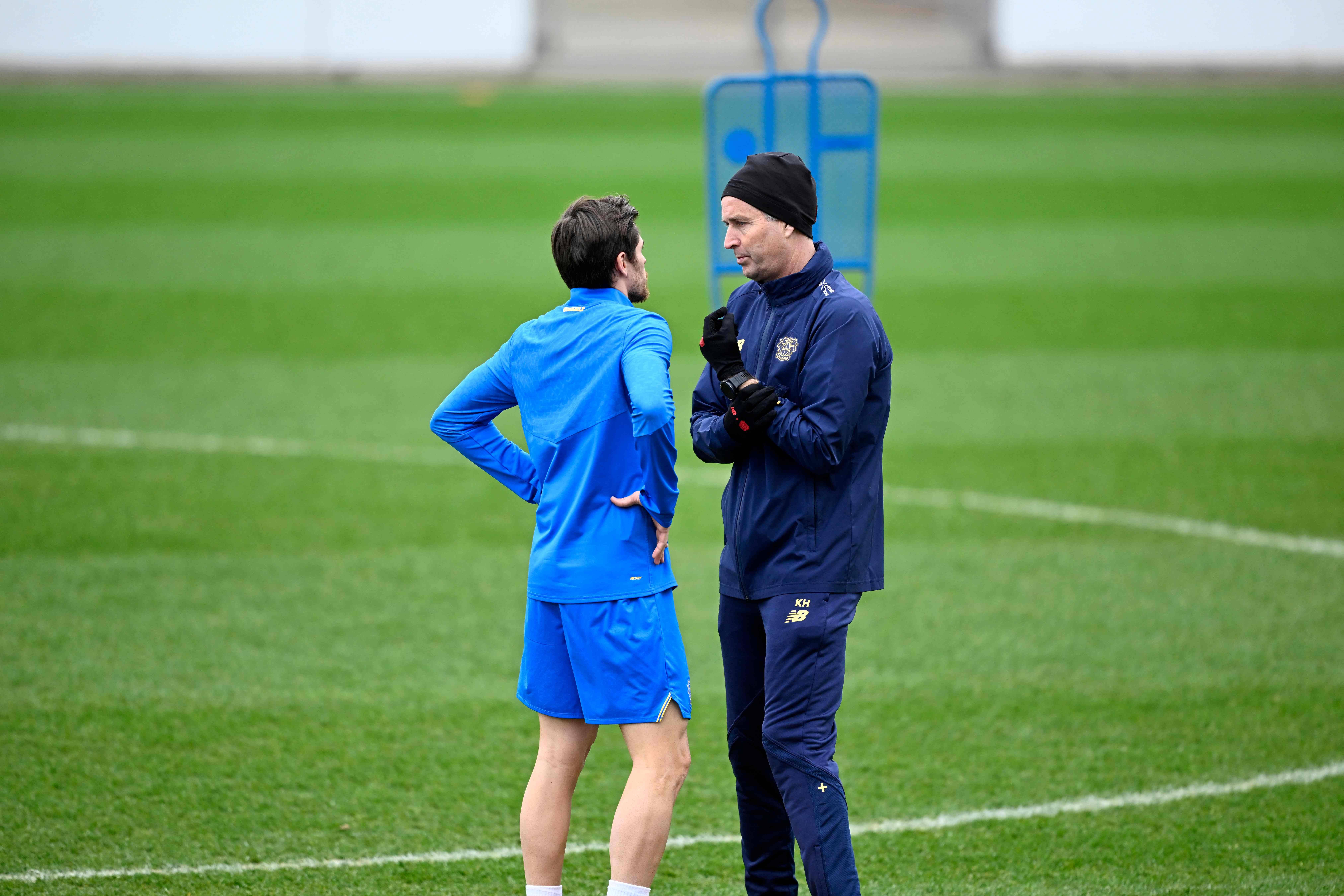 （外代二线）足球——欧冠：勒沃库森赛前训练