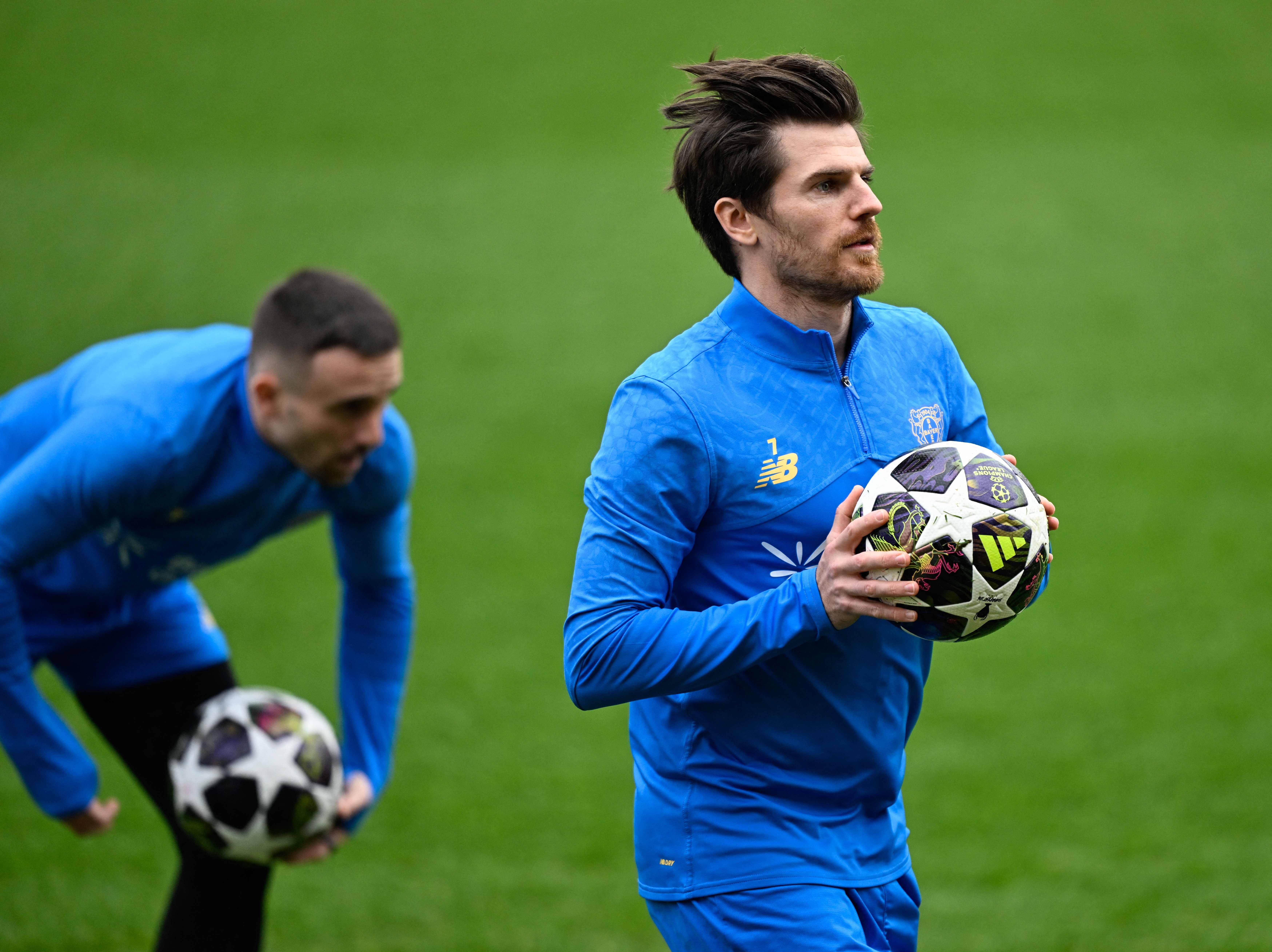 （外代二线）足球——欧冠：勒沃库森赛前训练