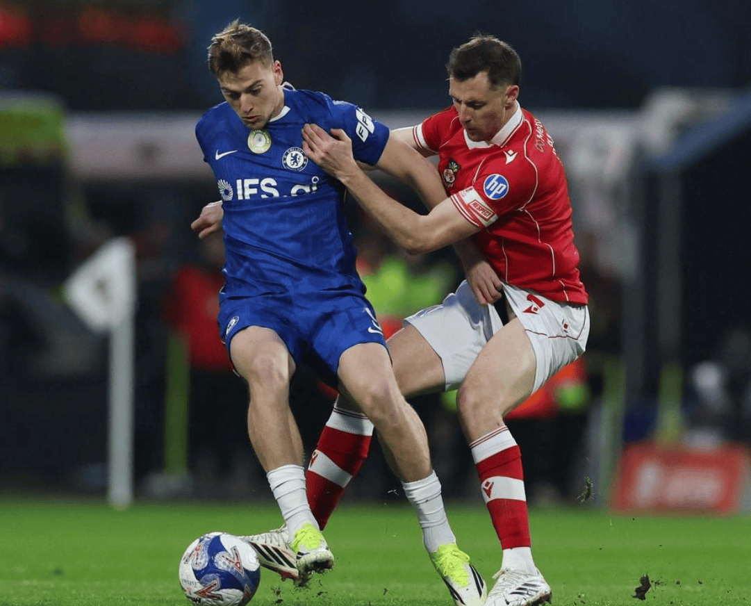 4-2！乌龙球+红牌，激战120分钟，第96分钟破门，英超豪门挺进8强